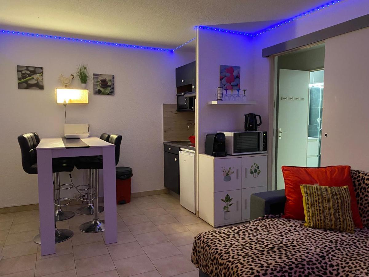 T2 Rdc A Canet En Roussillon Europa 4 Pers ,Piscine,Clim, Tennis, Parking Luaran gambar