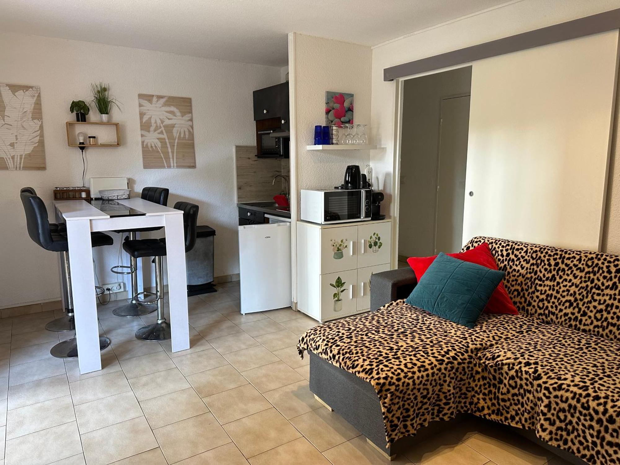 T2 Rdc A Canet En Roussillon Europa 4 Pers ,Piscine,Clim, Tennis, Parking Luaran gambar