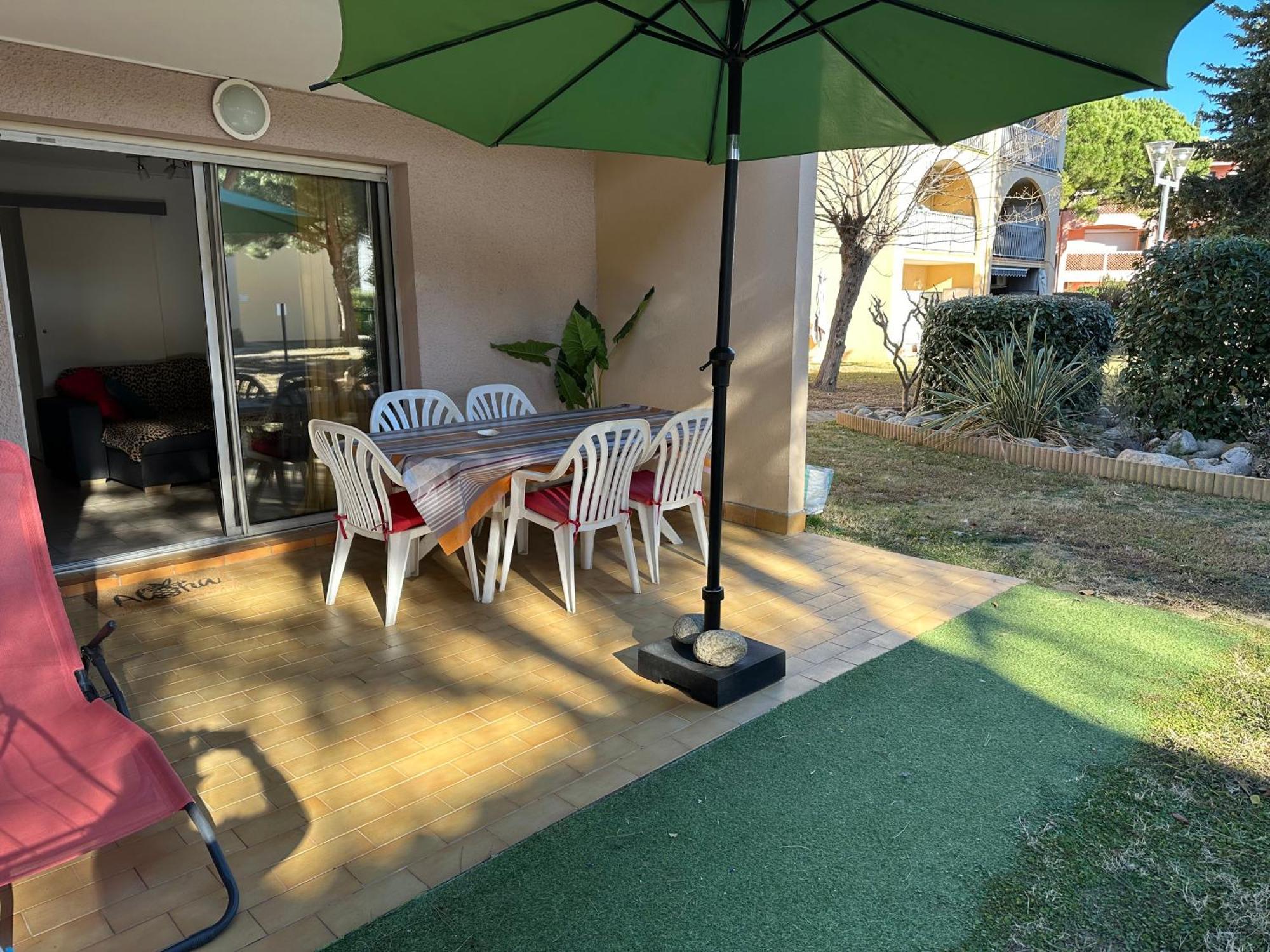 T2 Rdc A Canet En Roussillon Europa 4 Pers ,Piscine,Clim, Tennis, Parking Luaran gambar