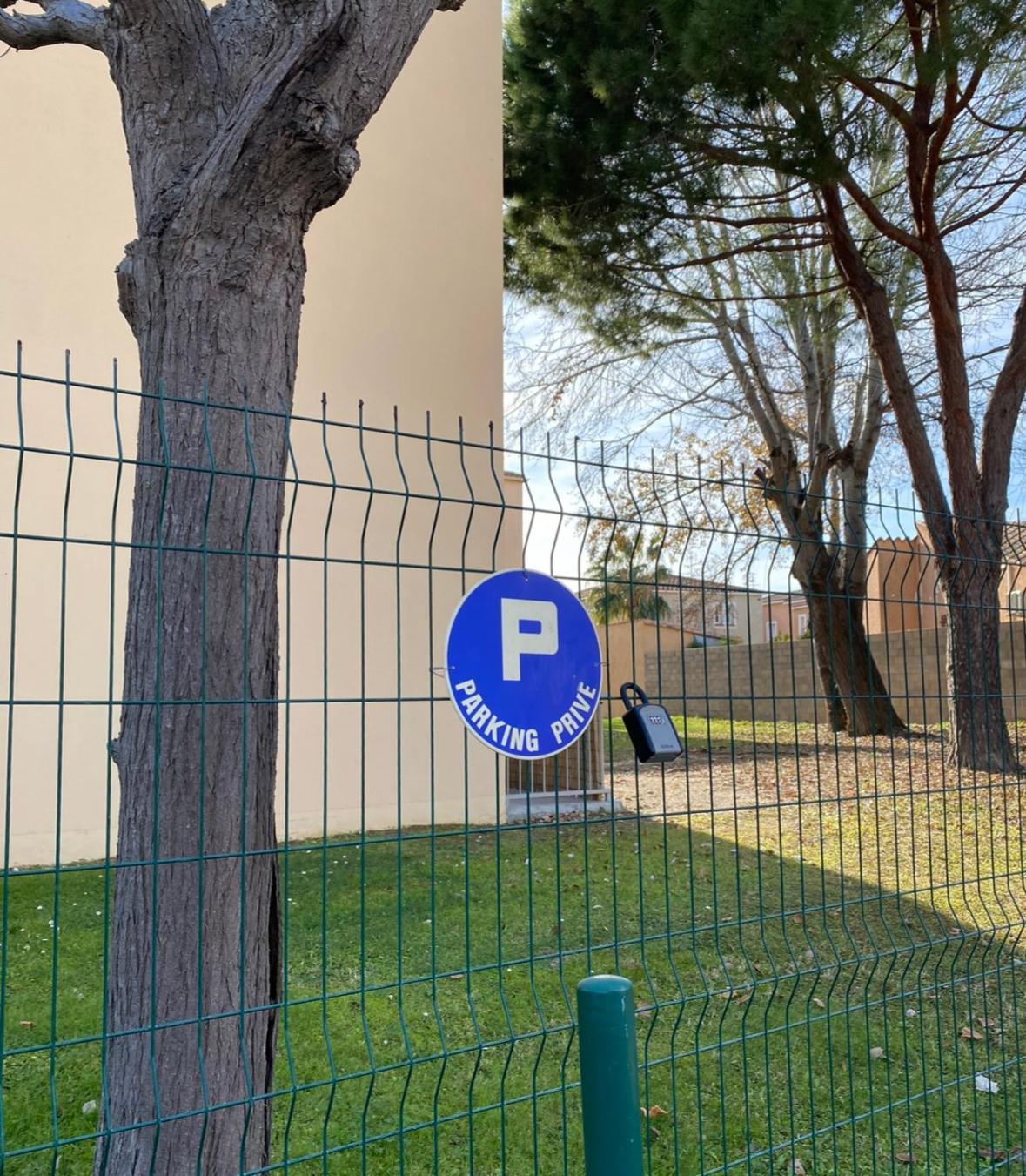 T2 Rdc A Canet En Roussillon Europa 4 Pers ,Piscine,Clim, Tennis, Parking Luaran gambar