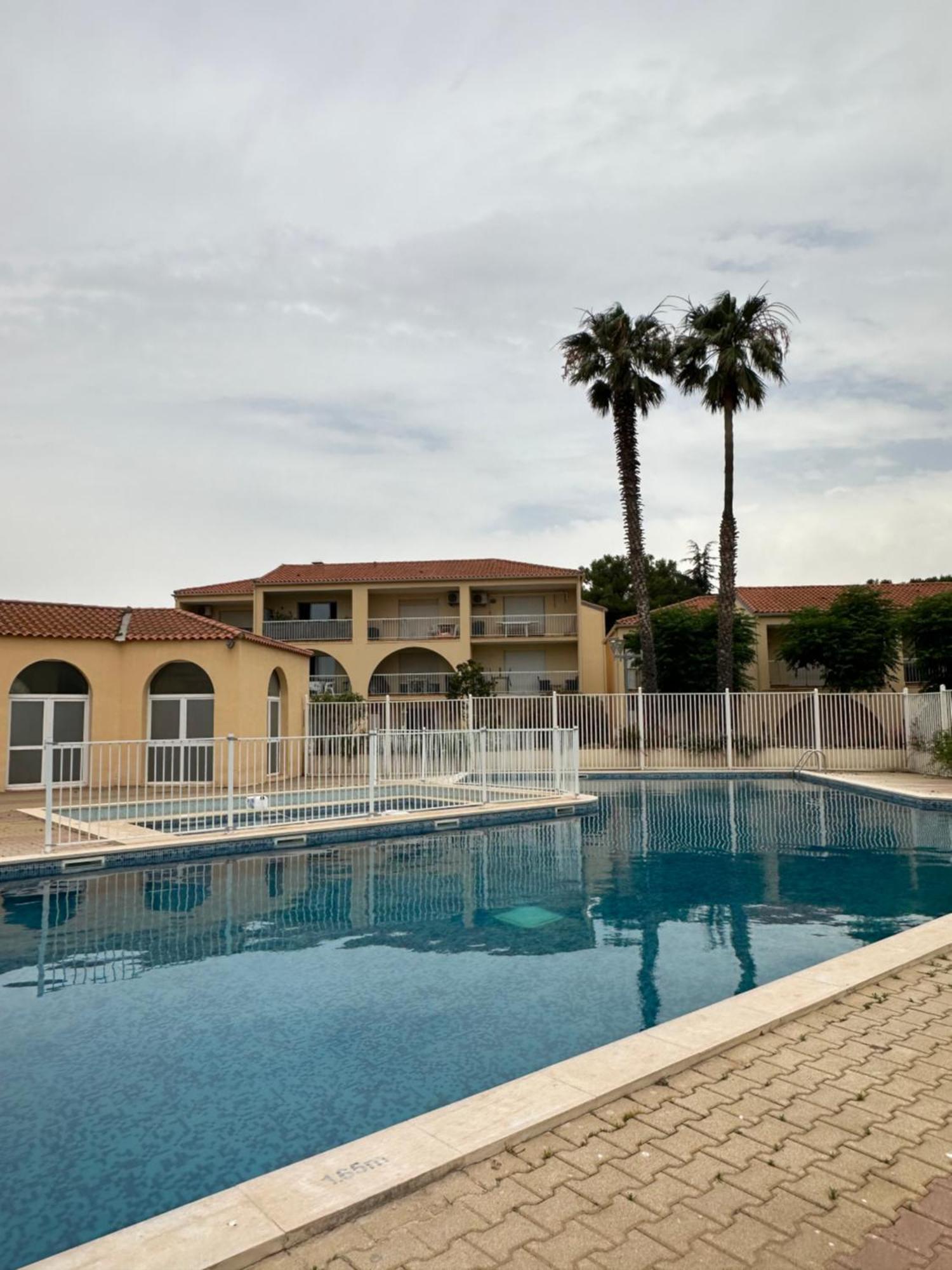 T2 Rdc A Canet En Roussillon Europa 4 Pers ,Piscine,Clim, Tennis, Parking Luaran gambar