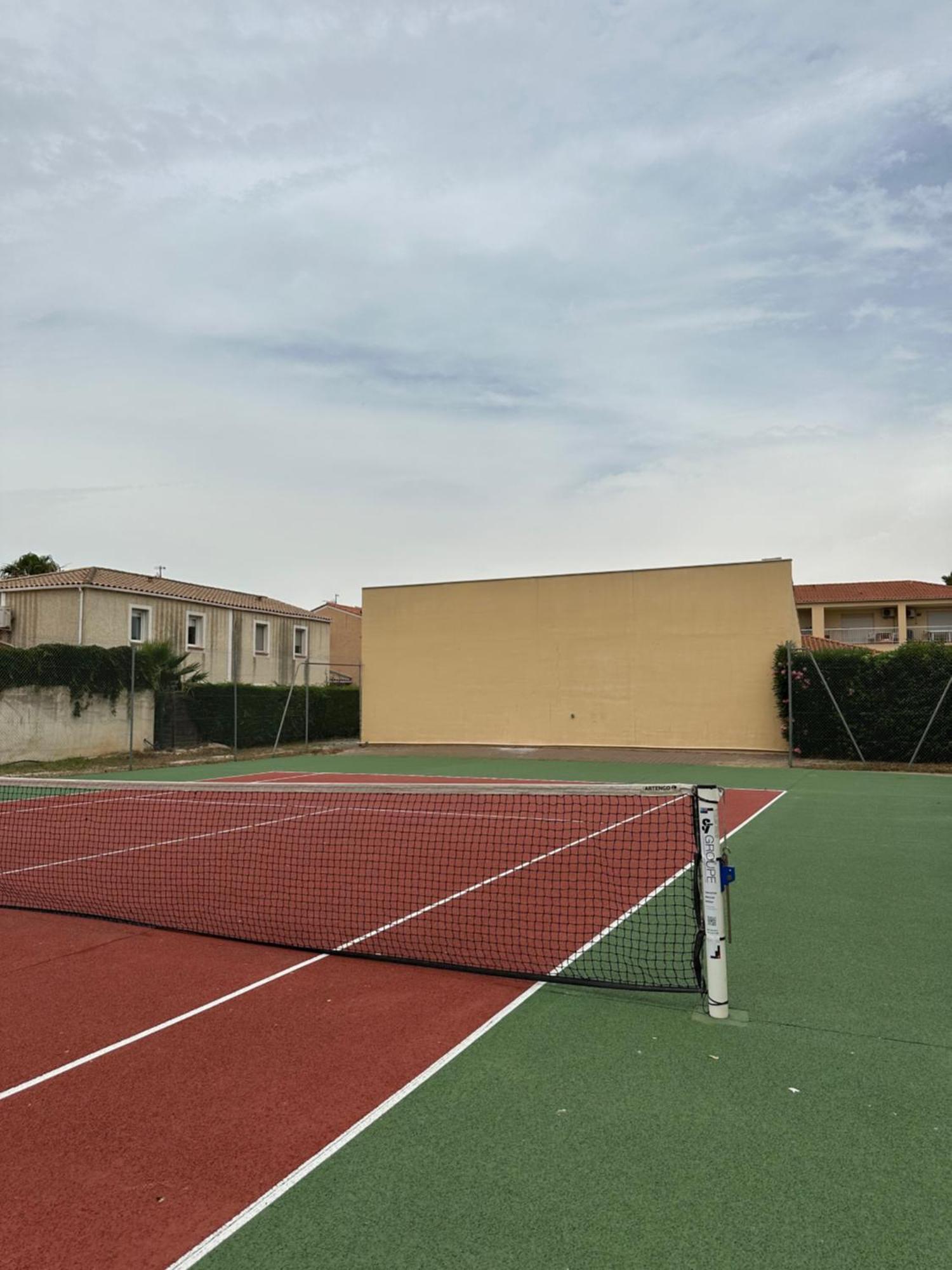 T2 Rdc A Canet En Roussillon Europa 4 Pers ,Piscine,Clim, Tennis, Parking Luaran gambar